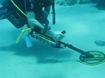 best underwater metal detector