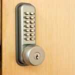 electric lock: How to install an electric lock